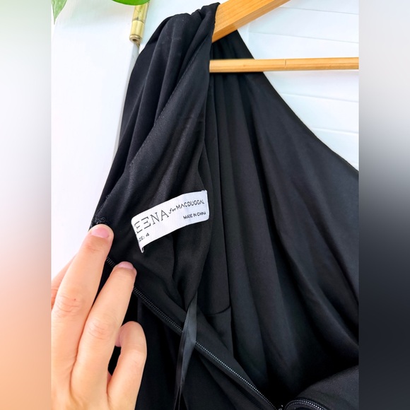 Mac Duggal | 11247 Black One Shoulder Asymmetrical Hem Flowy Dress New 4 Holiday - Picture 10 of 16